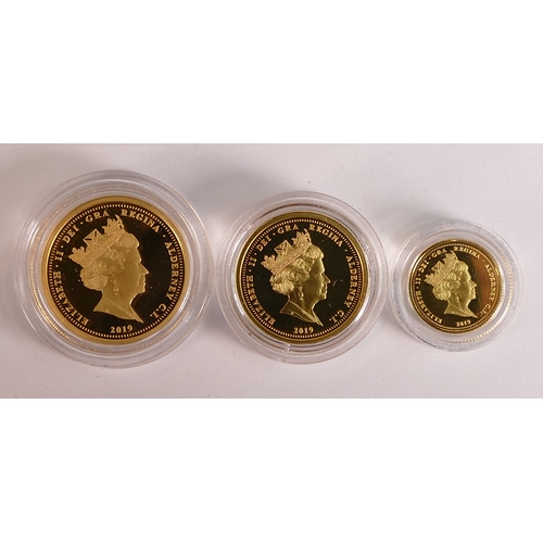 64 - 2019 Queen Victoria 200th Anniversary fine gold  sovereign 3 coins proof set with book, book, COA to... 