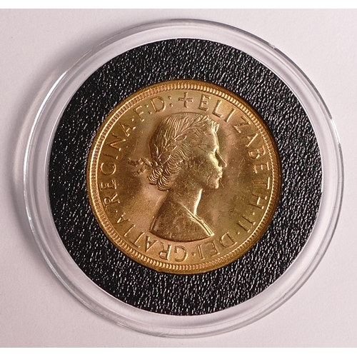 75 - QEII gold full sovereign coin, 1957, 8g.