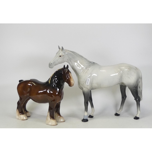 286 - Beswick large Racehorse ( 1 leg A/F) together with 818 brown shire horse