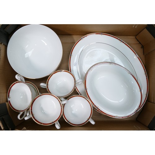 310 - Wedgwood Colorado tea and dinner ware to include - 6 tea cups & saucers, milk jug, sugar bowl, oval ... 