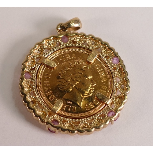 802 - Gold half Sovereign dated 2004, mounted in pink & white stone set hearts 9ct gold mount, 9.7g.