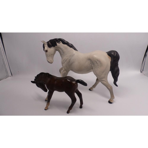 416 - Beswick Matte Dapple Grey Mare together with a brown Foal (2)