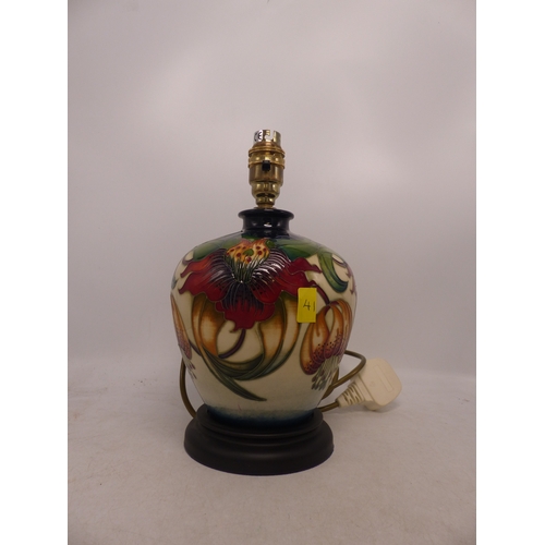 417 - Moorcroft Anna Lily Squat Lamp. Height: 26cm