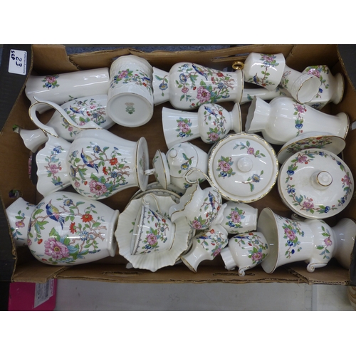 23 - A Collection of Aynsley Pembroke pattern items to include vases, jug, teacups and saucers, lidded po... 