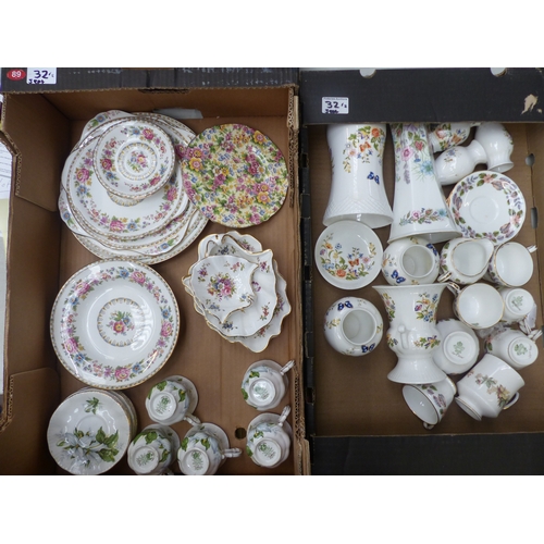 32 - A collection of Minton 'Solaro Ware' tea ware items to include 5 tea cups and saucers & tea pot, Roy... 