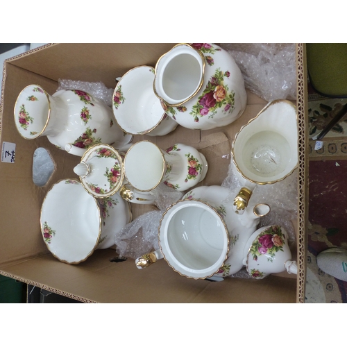 7 - A collection of Royal Albert Old Country Roses pattern items to include lidded coffee pot, tea pot(n... 