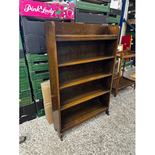 674 - Oak Freestanding Bookshelf H120cm