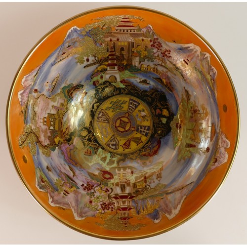 73 - Carlton ware large fruit bowl in the Chinaland design. Decorated with mountainous Pagoda scenes. Dia... 