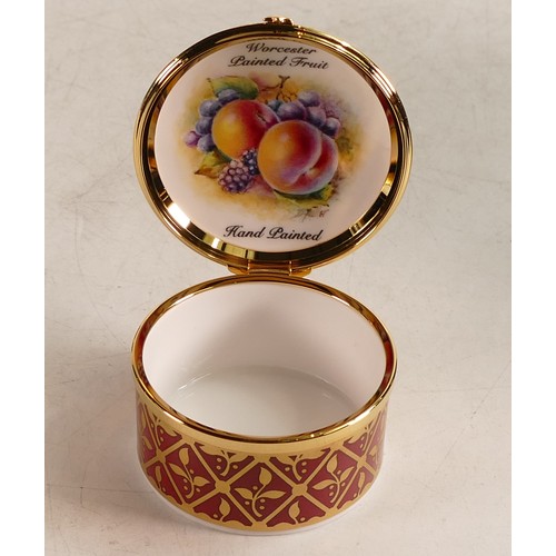 125 - Royal Worcester circular trinket pot from the Connoisseur Collection, painted fruit and peaches, sig... 