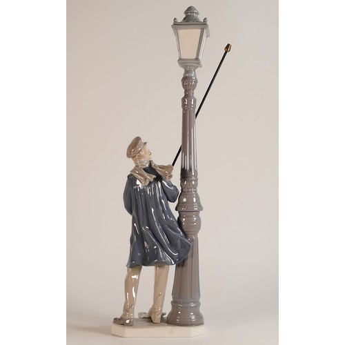 202 - Lladro The Lamplighter figure. In original box. Height: 46cm