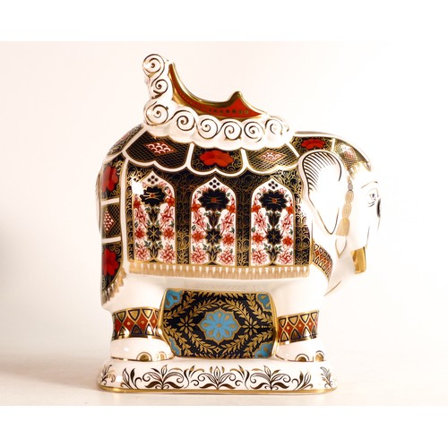 343 - Royal Crown Derby large elephant with howdah, gold stopper. Boxed. 21cm