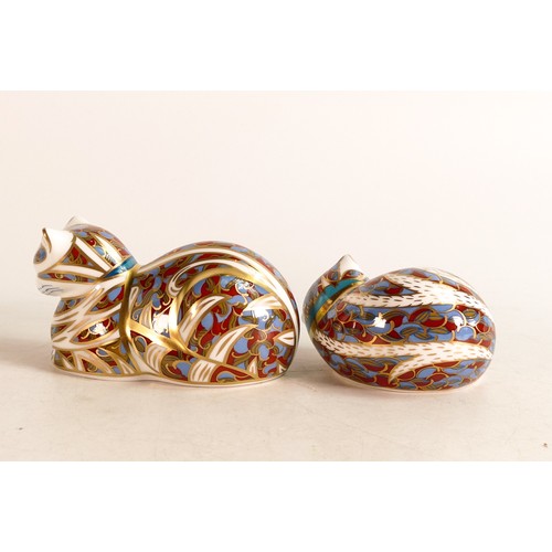 369 - A pair of Royal Crown Derby paperweights, Contented Cat and Contented Kitten, gold stoppers, each bo... 