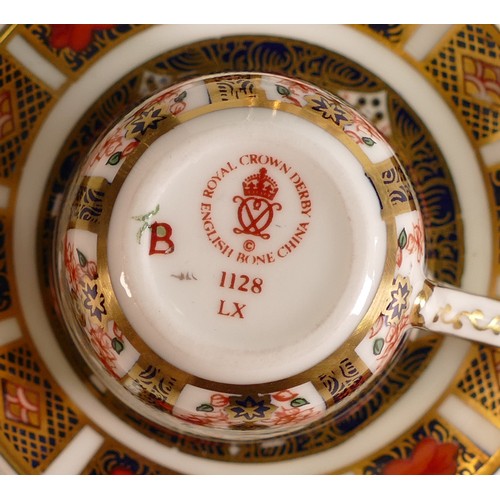 377 - Royal Crown Derby 1128 'Old Imari' miniature collectors tea set. (8)