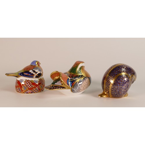 425 - Three Royal Crown Derby paperweights to include Mandarin, Badger and Chaffinch Nesting (3)