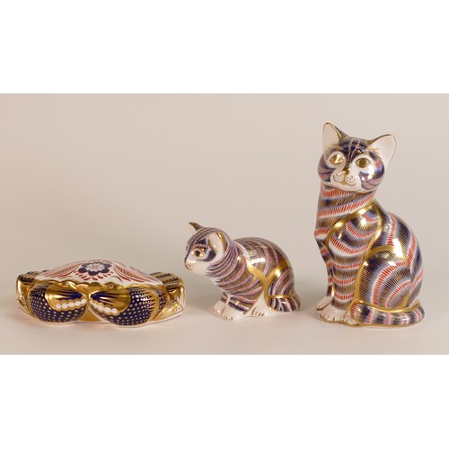 434 - Three Royal Crown Derby paperweights to include seated cat, kitten and crab. All gold stoppers. (3)