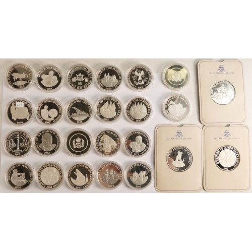 1783 - 25 x 1977 hallmarked Silver medallions, each weighing 44.9g, appx., a total of around 1122g (25)