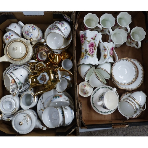 504 - A Mixed Collection of ceramics including Crown Devon Teaware items, Portmerion Botanical Garden Cups... 