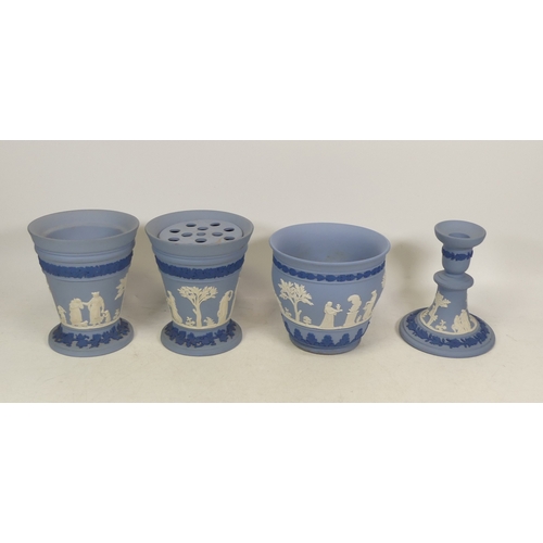 470 - Wedgwood To Include Two Tri Coloured Vase One With Frog, One Cashe Pot. Height Of Tallest 12.5cm(4)