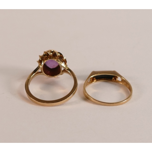 708 - 9ct gold dress ring set with oval amethyst stone, size K, 2.5g and 9ct black onyx ring, size L, 1g. ... 