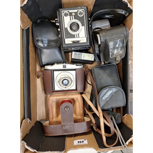 696 - A Mixed Collection of Vintage Cameras incluidng a Conway Camera Synchronised Model Box Camera, Balai... 