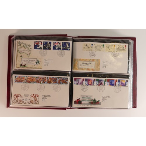 667 - Large collection of UK FDC (first day covers), mainly 1980's - 90's, together with a substantial gro... 