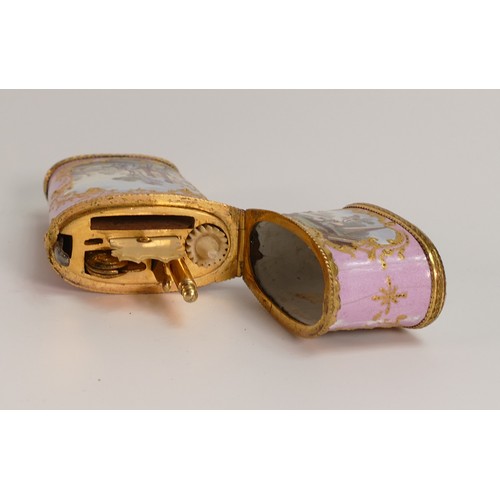 670 - 18th century Bilston enamel and gilt Etui with partial contents. Decorated with Fond Rose enamel and... 