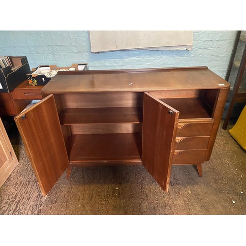 678 - Retro Curved Front Walnut Veneer Sideboard with 3 Drawers and Double Door Storage
Height - 94cm appr... 