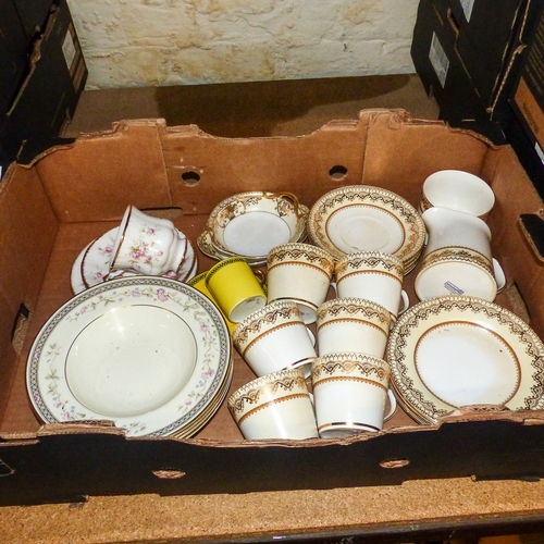 342 - Elizaethan 'Swiss Cottage' Bone China Part Tea Set to include Six Tea Cups, Six Saucer's, Six Side P... 