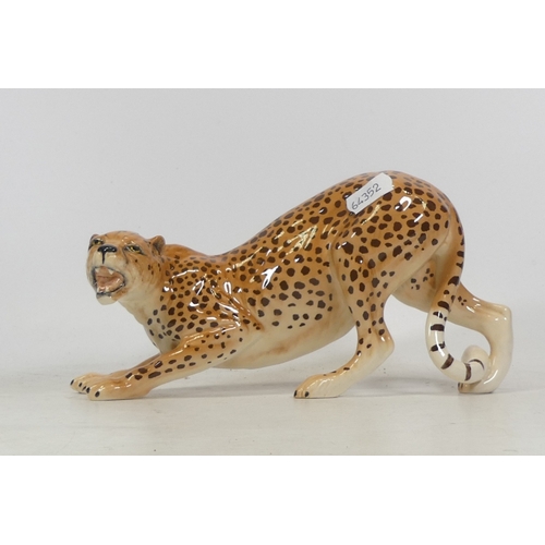 77 - Beswick, model of a Cheetah 3009