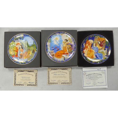 165 - Royal Worcester Summer Morning/Hop plates and other platters- 2 trays