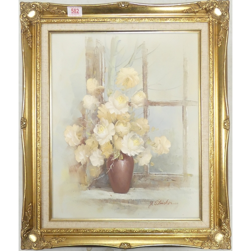 582 - G. Stricker, modern Floral Vase Still Life. Oil on canvas. In gilt frame. Size incl. frame, Height: ... 