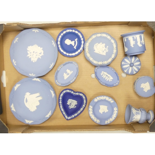 517 - Wedgwood Jasper Including Lidded Circular Trinket Box, Urn Vase, Pin Trays, Various Plates (1Tray)