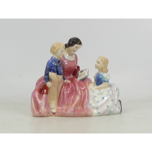 556 - Royal Doulton Lady Figurine 'Bedtime Story' HN2059