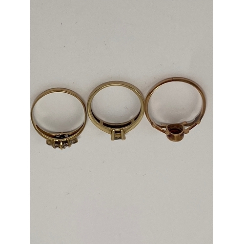 638 - Three 9ct ladies ring, each set with semi precious stones, sizes K-N, 5.1g.