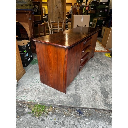 683 - Mid Century Modern Rosewood Effect Sideboard with 2 Drawers and 4 Drawers H76cm W160cm