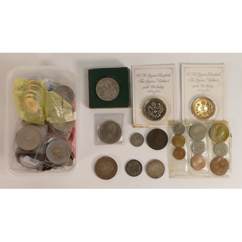 808 - A collection of coins including Silver 1935 crown, 1890 half crown, 1922 florin, 2 x £5 commemorativ... 