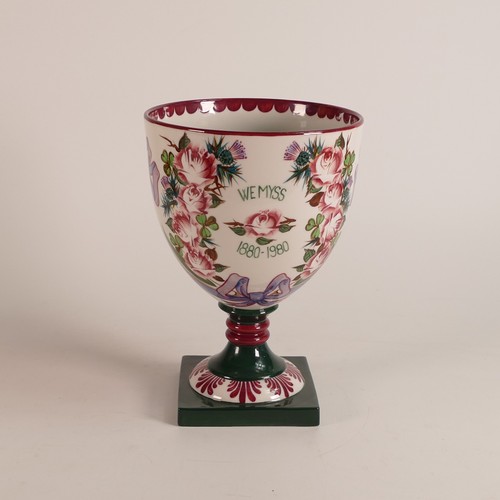 60 - Wemyss Pottery, commemorative goblet for 1880-1980 Centenary to honour Queen Elizabeth II. Height: 1... 