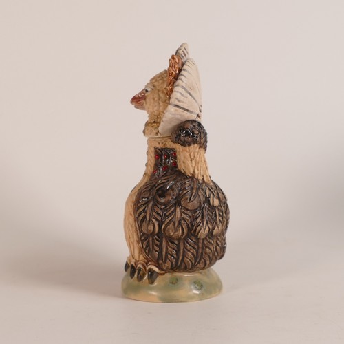 142 - Burslem Pottery Queen Elizabeth I Grotesque Bird H:15cm Influenced by Martin Bros.