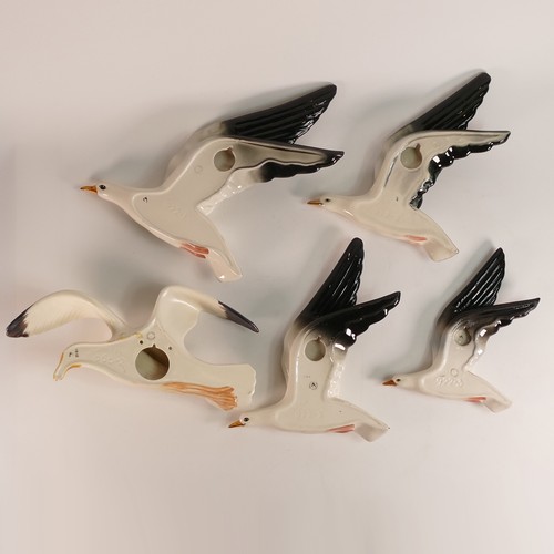 348 - Beswick, a set of five Seagull wall plaques includes 922-1, 922-2 x 2, 922-3 and 658-2 (5)