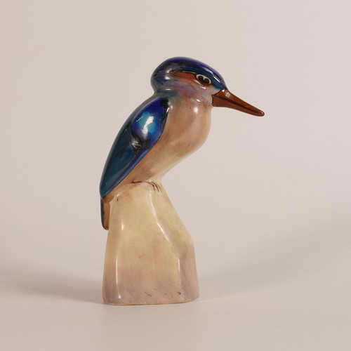 475 - Royal Doulton, early model of Kingfisher on a Rock HN131