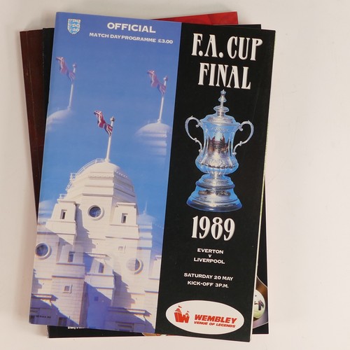 1036 - 16 x mainly Finals of Liverpool football programmes, including L'pool v Leeds United cup final Wembl... 