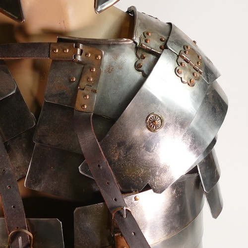 1081 - A life size replica Lorica Segmentata Roman breast plate together with Galea Centurion type helmet. ... 