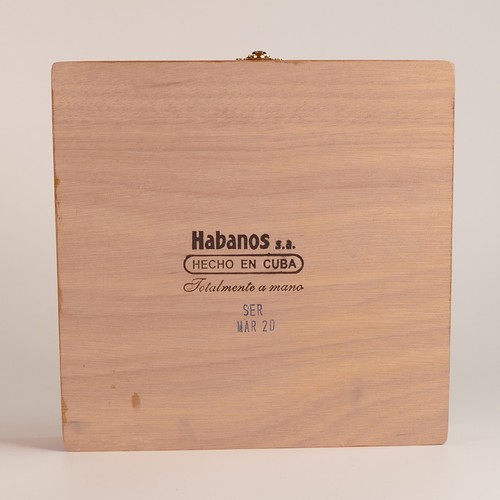 1150 - One box containing 25 x COHIBA LANCEROS Cigars (38 ring gauge x 192mm length) both outer and inner b... 