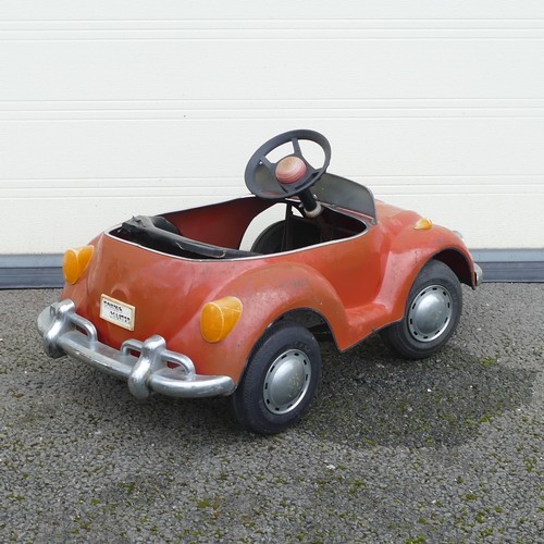 1159 - Vintage VW Beetle Child's Pedal car. Height: 40cm Length: 85cm