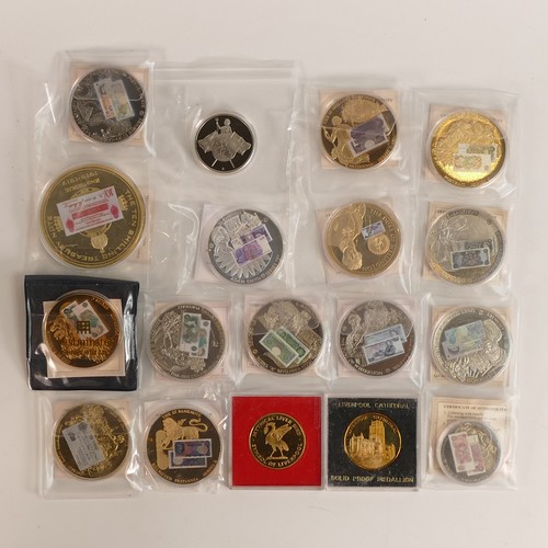 1182 - 33 x larger size assorted silver plated modern commemorative coins in capsules, as photographed.