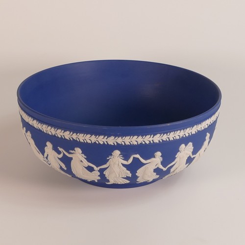 1405 - Wedgwood white on Saxon blue Jasper prestige bowl, neoclassical Dancing Hours decoration. Measures 2... 