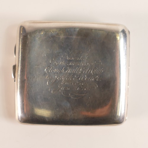 1414 - Silver cigarette case, inscription of golfers, awarded to Joe Turner at Clough Hall Golf Club 1913, ... 