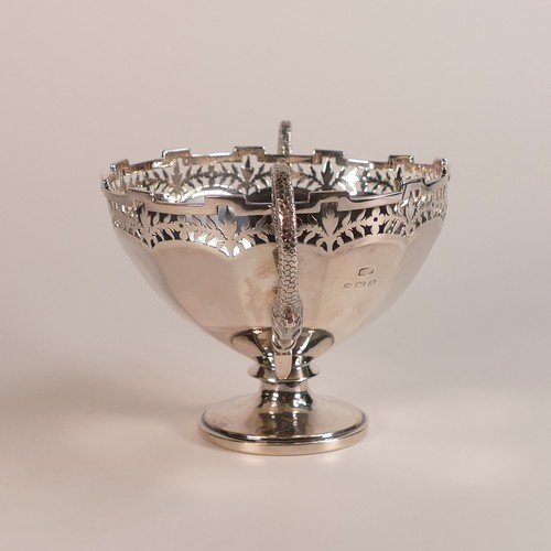 1424 - Silver pierced two handled basket, Dolphin handles, hallmarked for Birmingham 1938, 19 x 10.5cm, 227... 