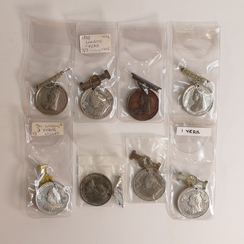 1458 - 68 x Queen Victoria commemorative medals / medallions & similar, including some solid silver example... 