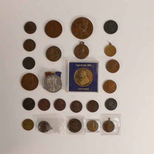 1459 - 67 x mainly non Royal commemorative medals / medallions - largely relating to military leaders, nota... 